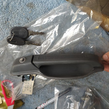 MANIGLIA PORTA ANTERIORE DESTRA IVECO DAILY MK2 DA 1996