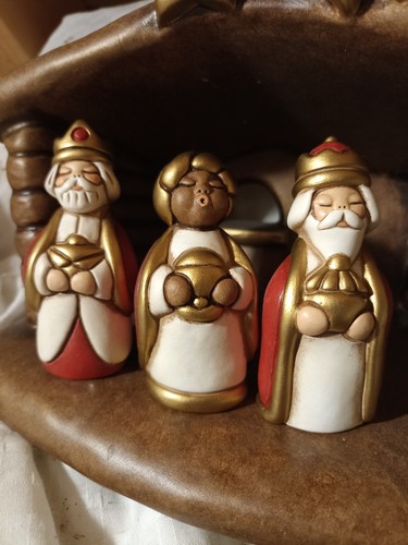 Tre remagi rossi presepe - remagi,
