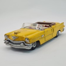 Modellino auto giocattolo