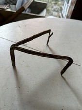 BASE TRE PIEDI IN FERRO ANTICO