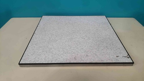 Piastrella per pavimenti
