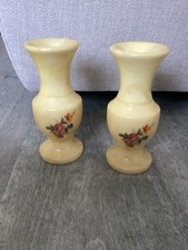 Vasi vintage intagliati a mano