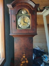 PENDOLO a colonna tempus fugit, marrone. Condizioni buone. 1900-1950 