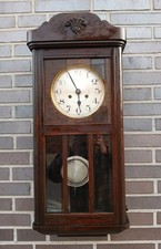 Bellissimo vecchio orologio da