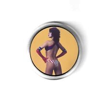 1 spilla NEW nadia cassini attrice sexy anni 70 80 no dvd rivista film poster