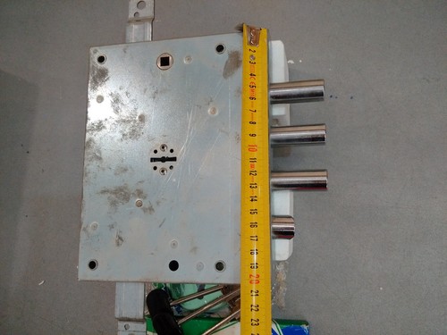Serratura per porta blindata - serratura,
