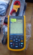 Fluke 125B handheld industrial