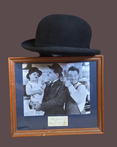 Framed laurel hardy photo - laurel,