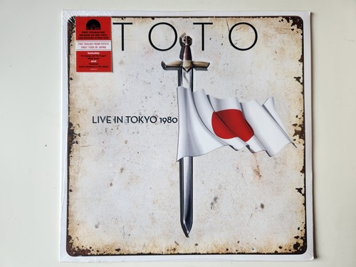 Toto live tokyo - in, red