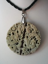 Vecchio pendente in pietra Tzi Pao Dragone e Fenice