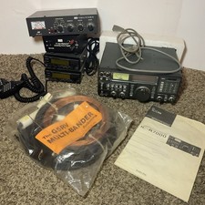 ICOM IC-R7000 HF, VHF, UHF