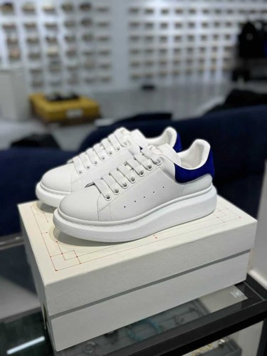 Alexander mcqueen sneakers - mcqueen,
