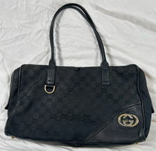 Borsa a mano nera Gucci GG in