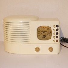 Radio bachelite zenith - in,