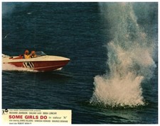 Alcune ragazze fanno originale