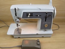 MACCHINA PER CUCIRE ELETTRICA