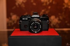 Olympus OM-4 Ti cassa nera