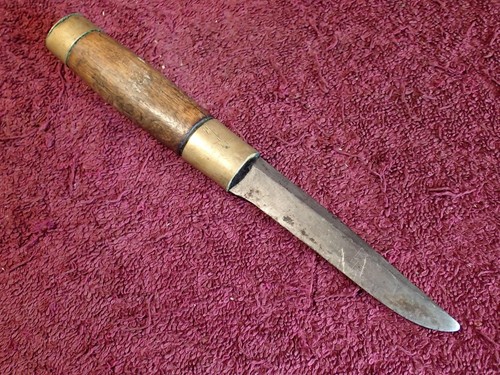 Antico coltello molto - antico,
