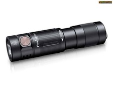 Fenix E09R — Torcia EDC ricaricabile 600 lm