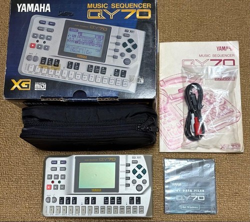 Yamaha qy70 music sequencer - yamaha,
