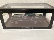 Autoart 1:18, ASTON MARTIN DB