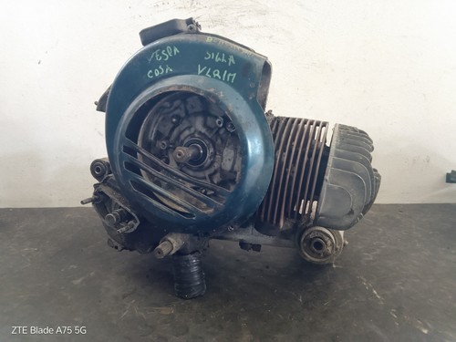 Motore con parti mancanti - motore,