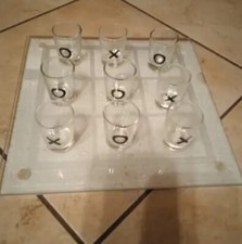 Set bicchieri con gioco tris  in vetro