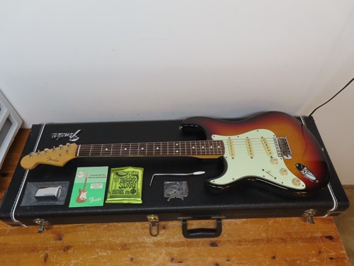 Vintage 1997 left handed - 1997,