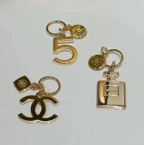 Chanel charm vacanze natale - vacanze,
