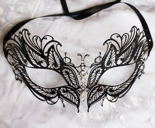 Maschera filigrana taglio - in,