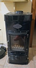 Stufa a legna Nordica usata ma come nuova nera