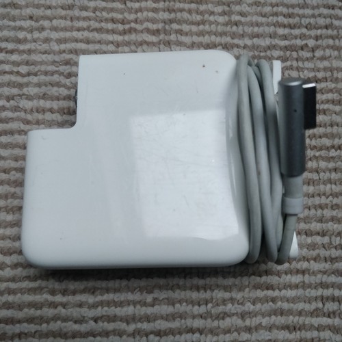 Caricabatteria per laptop