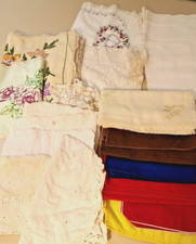 Lotto 18 tovaglioli centrino