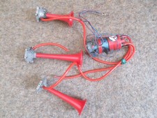 AUTO D'EPOCA VINTAGE ANNI 70 ORIGINALE MASERATI ITALIA TROMBE D'ARIA 3 TONI