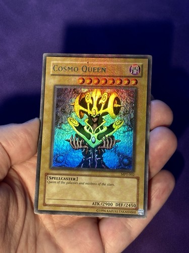 Holo bleed cosmo queen - holo,