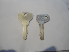 COPPIA VECCHIE CHIAVI FIAT -