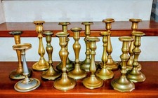 12 ANTICHI CANDELABRI IN OTTONE