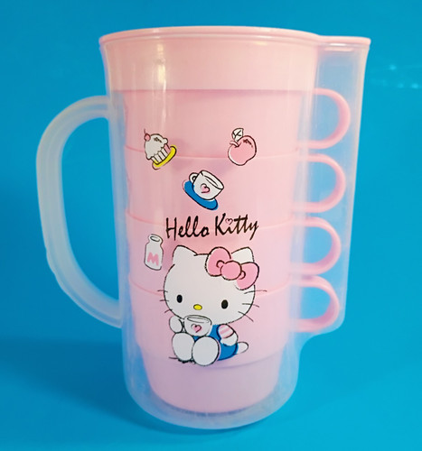 Hello kitty set tupperware - set,