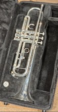Yamaha / tromba / YTR-3335S /