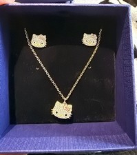 Set collana e orecchini