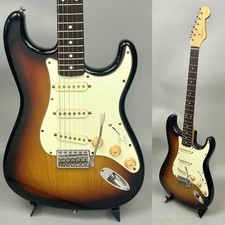 Fender Japan ST62-85 3TS Stratocaster 3 toni Sunburst MIJ 1987 E serie modificata