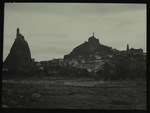 Town puy france - le,