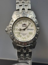 Sector 500 Analog Watch Day