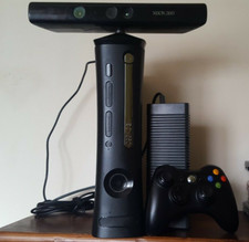 XBOX 360 ORIGINALE CON DI HARD DISK 120 GB PIU KINECT COMPLETA DI ACCESSORI