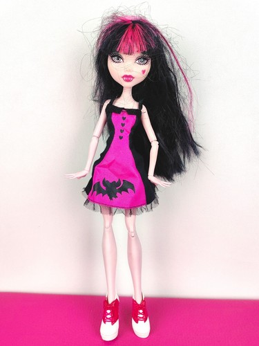 Monster high doll draculaura - high,