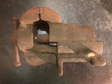 MORSA DA BANCO A CODA DI RONDINE mm. 68 MUNDUS Kg. 3,5 vintage anni '40