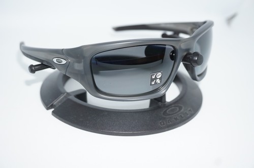 Nuova valvola oakley - nuova,