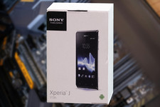 Smartphone Android Xperia J