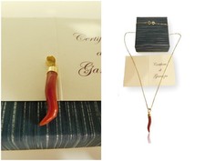 Ciondolo in oro 18 kt con 750 CoRno di CoraLlo e catenina horn red Coral in gold