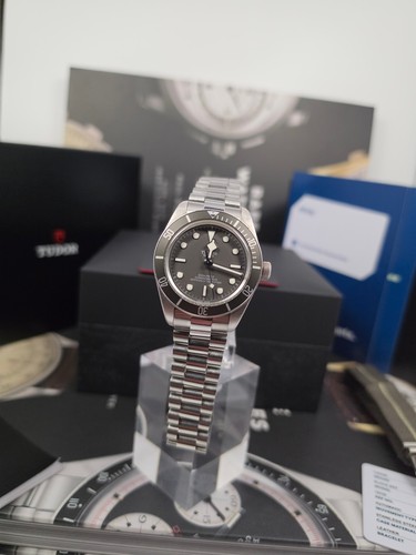 Tudor black bay cinquantotto - tudor,